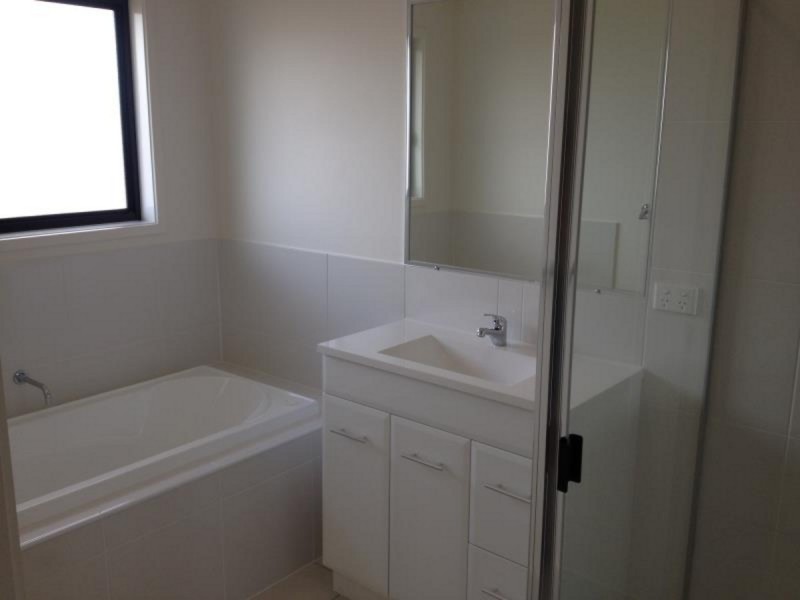 15 Vermont Drive, Parkhurst QLD 4702